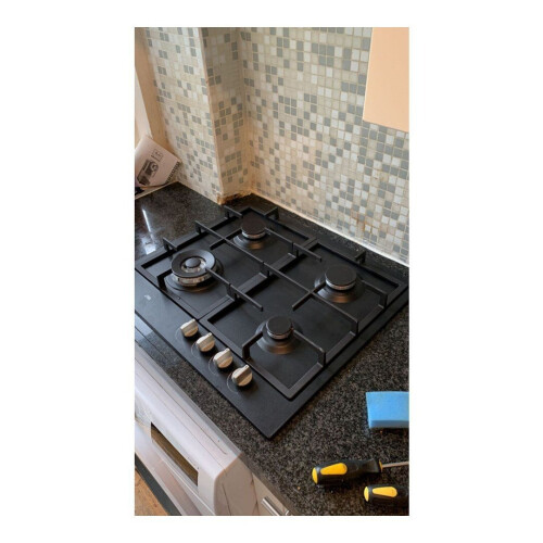 Etna KG959ZTA - Gaskookplaat - 4 kookzones met wokbrander - Matzwart Tweedehands