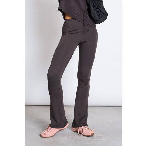 JAN N JUNE dames vegan Legging Flared Bruin Tweedehands