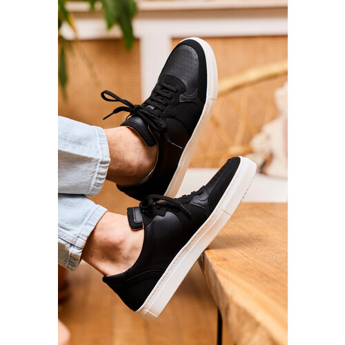 Minuit Sur Terre mannen vegan Sneakers Barkley Zwart Tweedehands