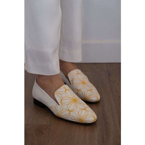 Momoc dames vegan Loafers Bloemen Geel & Wit Tweedehands