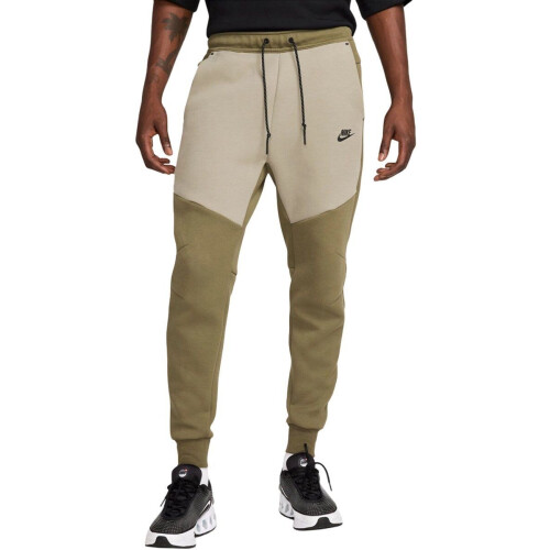 Nike Tech Fleece - Joggingbroek - Aansluitende pasvorm - Groen
