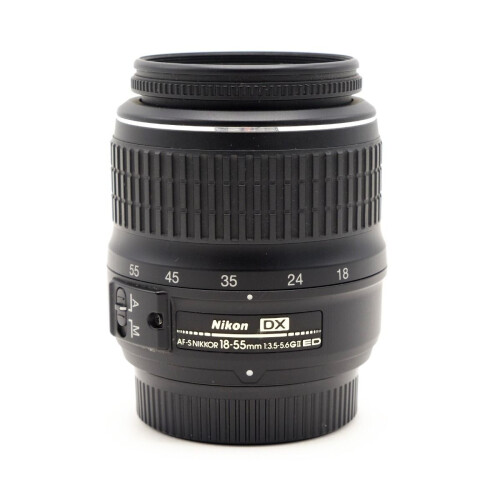 Nikon 18-55mm F3.5-5.6G II ED DX AF-S Nikkor F-Mount - Occasion - Uiterlijke staat 9,5 - Glaswerk 10 - Technische staat 10 Tweedehands