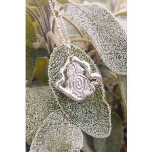 Nouare Jewelry dames vegan Ketting Godin Droom Gerecycled Zilver Tweedehands