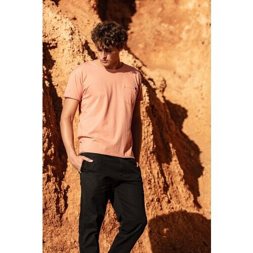 RAVENS VIEW IBIZA mannen vegan T-Shirt Ronde Wild Neck Pocket Coral Clay Oranje Tweedehands