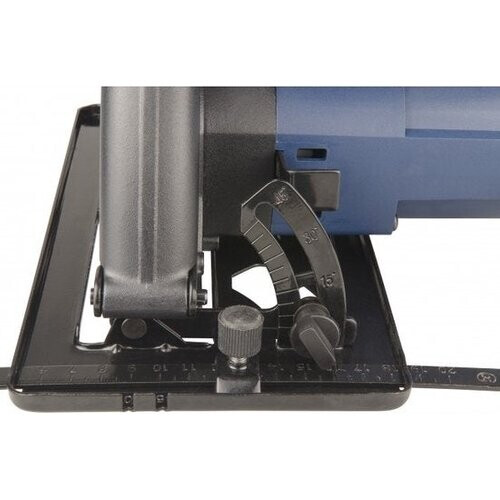 Tweedekans FERM Cirkelzaag - CSM1039 - Parralelbegeleider - 1200W - 230V - 5500 Toeren - Instelbare voetplaat Tweedehands