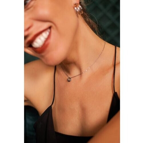 Tweedekans Laura Ferini Dames Ketting Cerchio Zilver - Zilverkleurige Ketting met Hanger - 18K Witgoud Verguld - Halsketting - Collier - Sieraad - Accessoires - Dames Ketting met Hanger Tweedehands